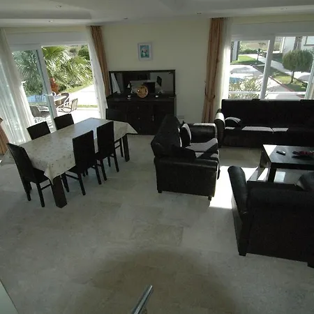 Green Golf Villas *